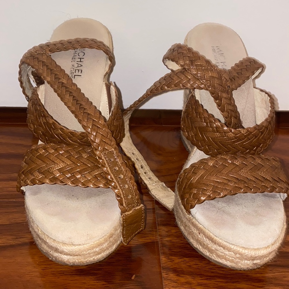 6.5 Michael kors wedges